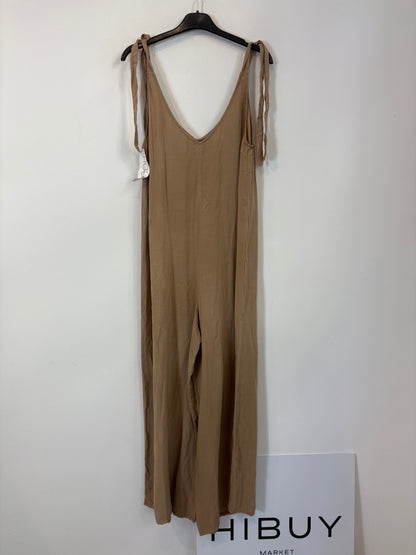OTHERS. Beige fluid jumpsuit. YOU (S/M)