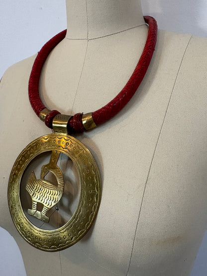 OTRAS. Collar piel colgante maxi