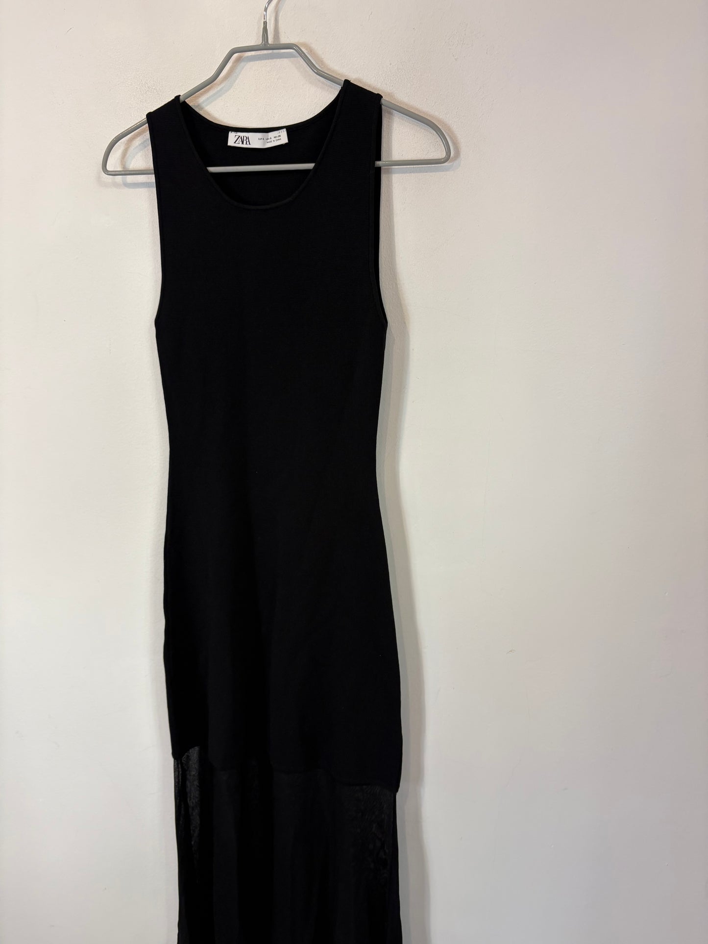 ZARA. Vestido largo punto elástico