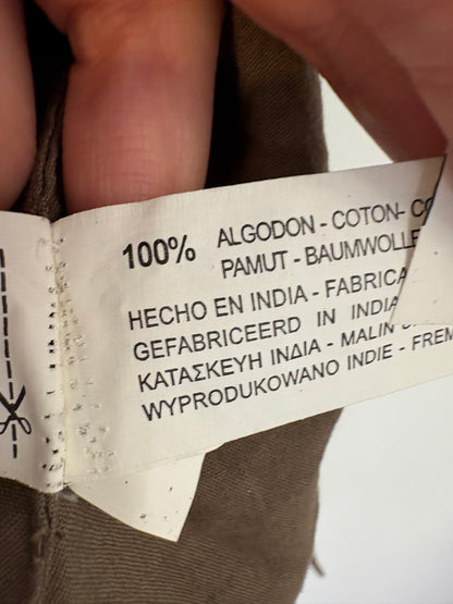 ZARA. Chaleco verde pedrería