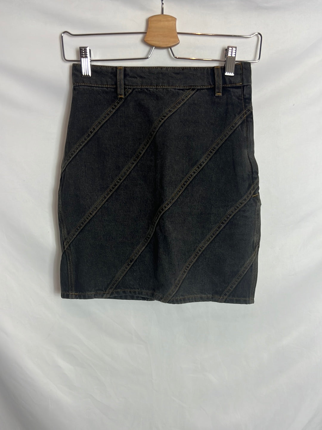 &amp;OTHERSTORIES. Short denim skirt with seams. Size 34