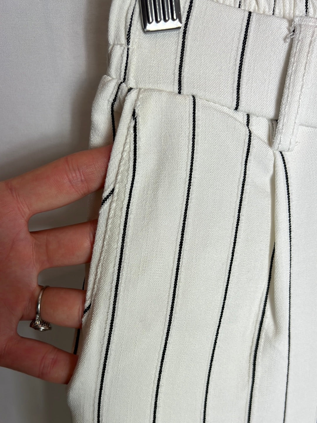 BERSHKA. White striped flowing trousers. TS