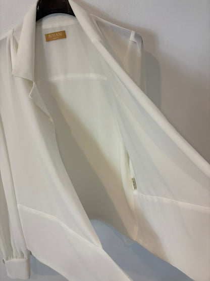 BIMANI. Blusa blanca fluida cruzada