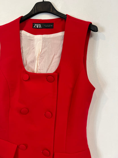ZARA. Total red vest and trousers look S/S