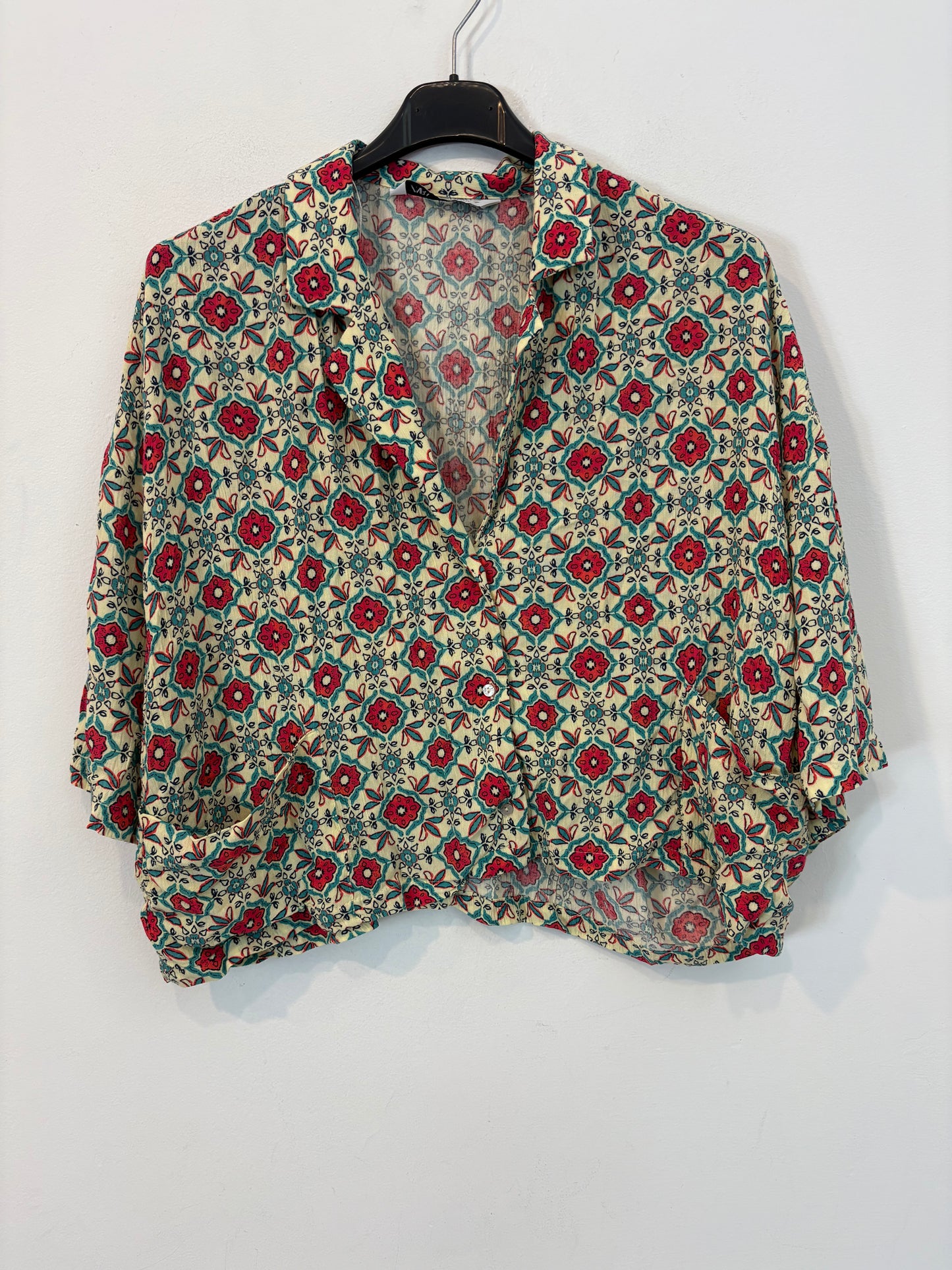 ZARA. Conjunto fluido estampado. T S