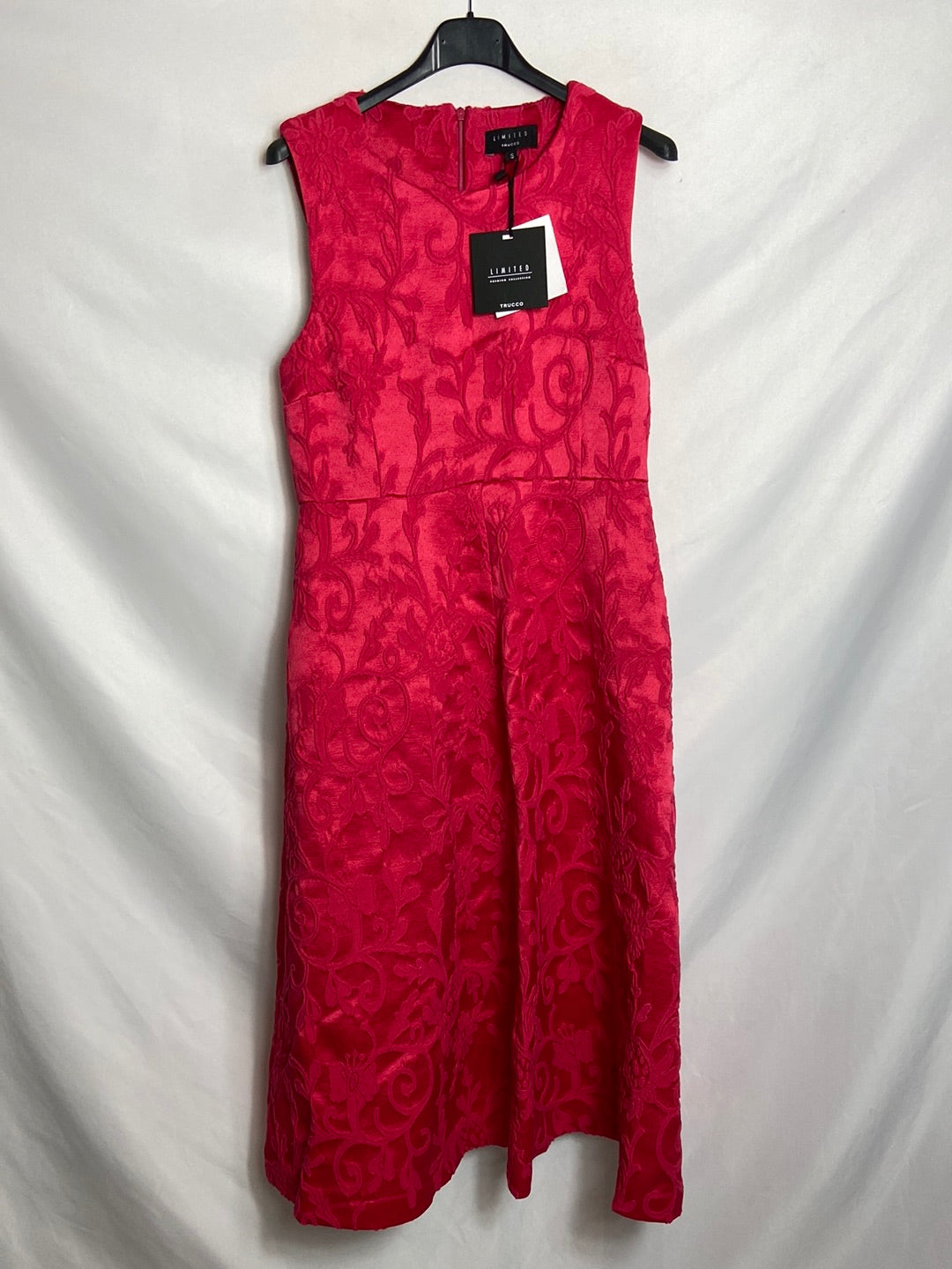 TRUCCO. Vestido midi rosa textura T. S