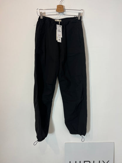 STRADIVARIUS. Black textured TS trousers