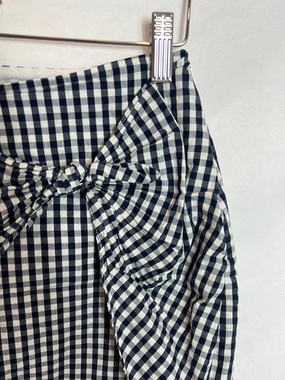 EASY WEAR. Falda corta cuadros vichy azules. T S/M