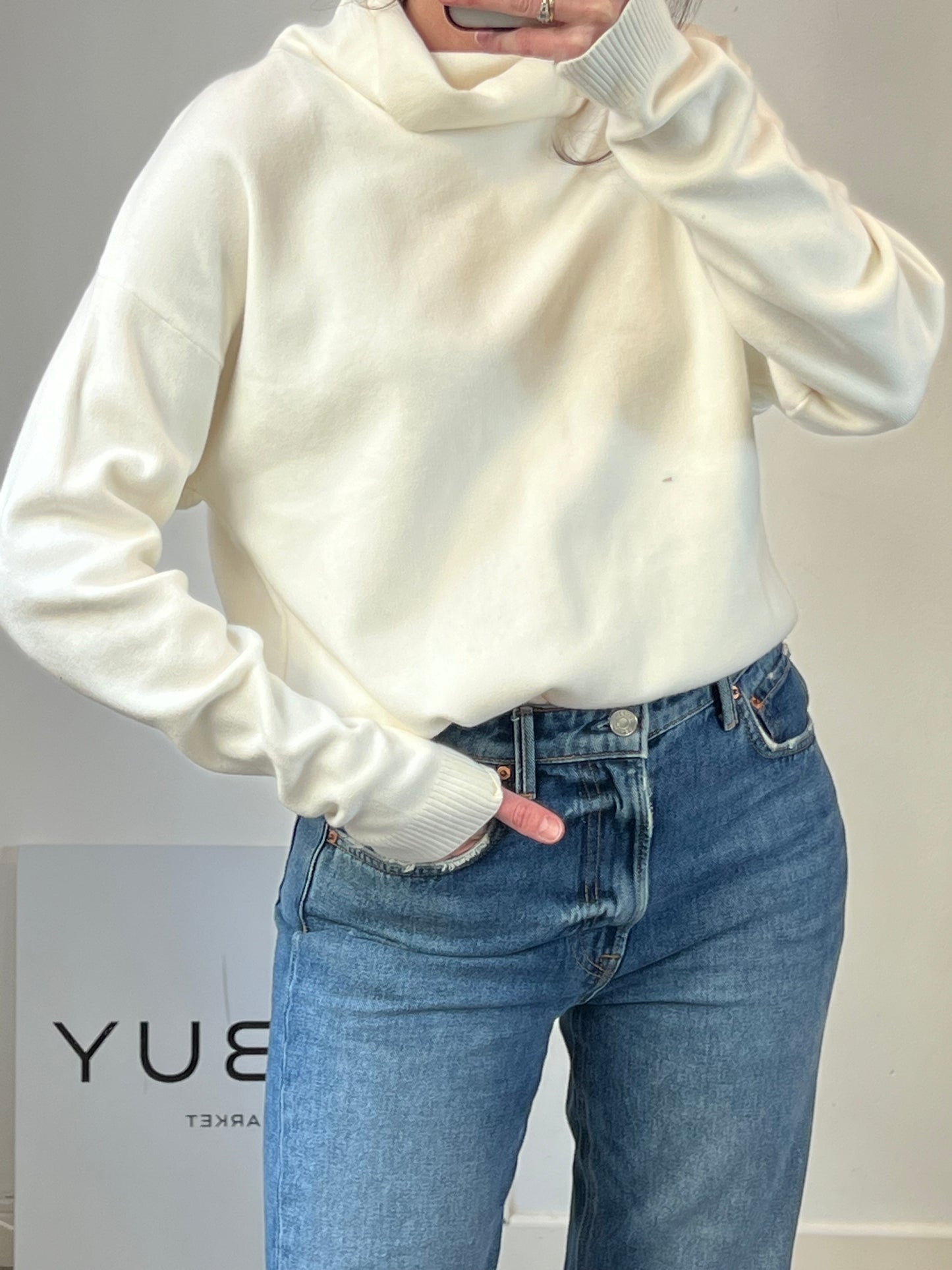 OTHERS. White turtleneck sweater. TL