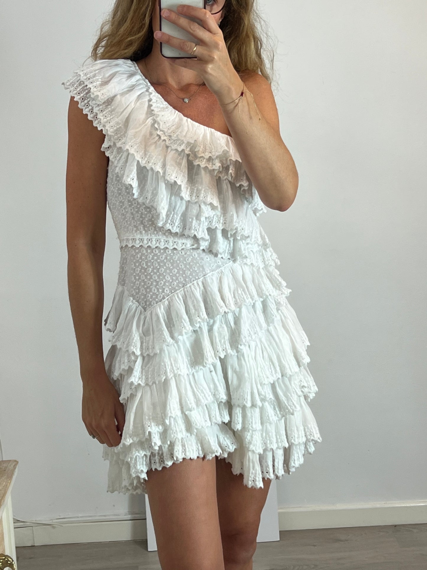 ISABEL MARANT. Asymmetrical white dress with ruffles. Size 42