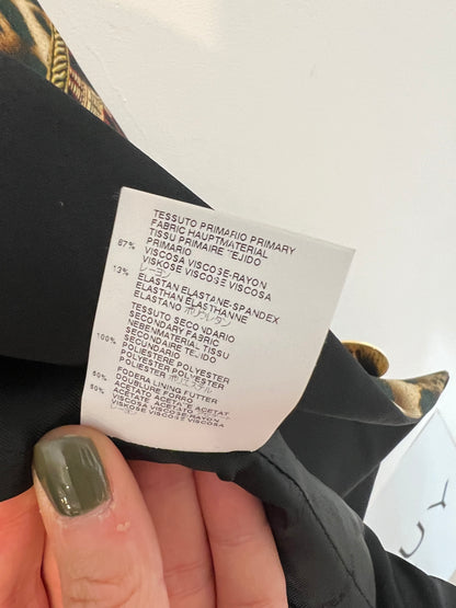 JUSTCAVALLI. Blazer tonos beige estampada T.L