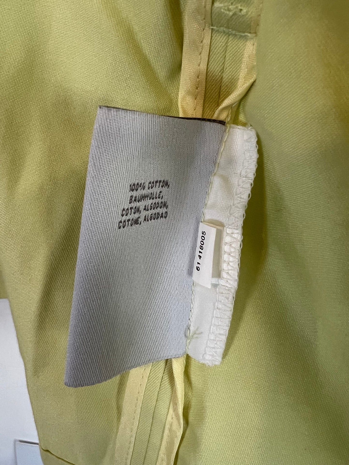 GANT. Gabardina corta verde luna. T L