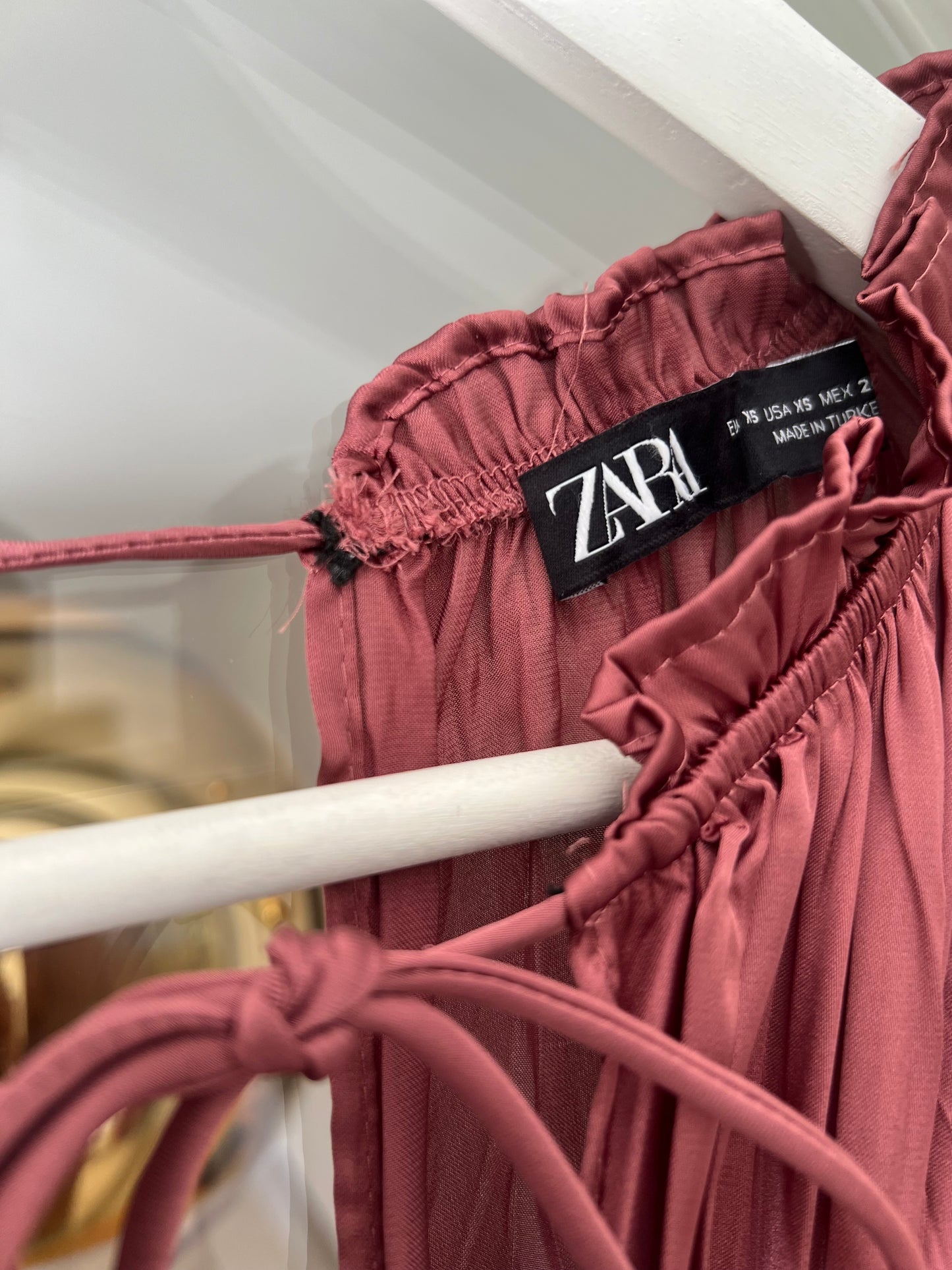 ZARA. Vestido largo aberturas. T XS