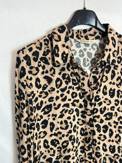 STRADIVARIUS . Vestido corto fluido animal print. T S