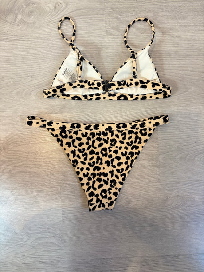 ROBIN. Bikini animal print textura