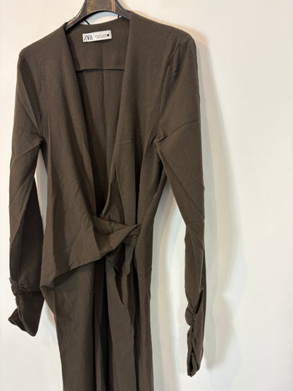 ZARA. Vestido marrón con lana