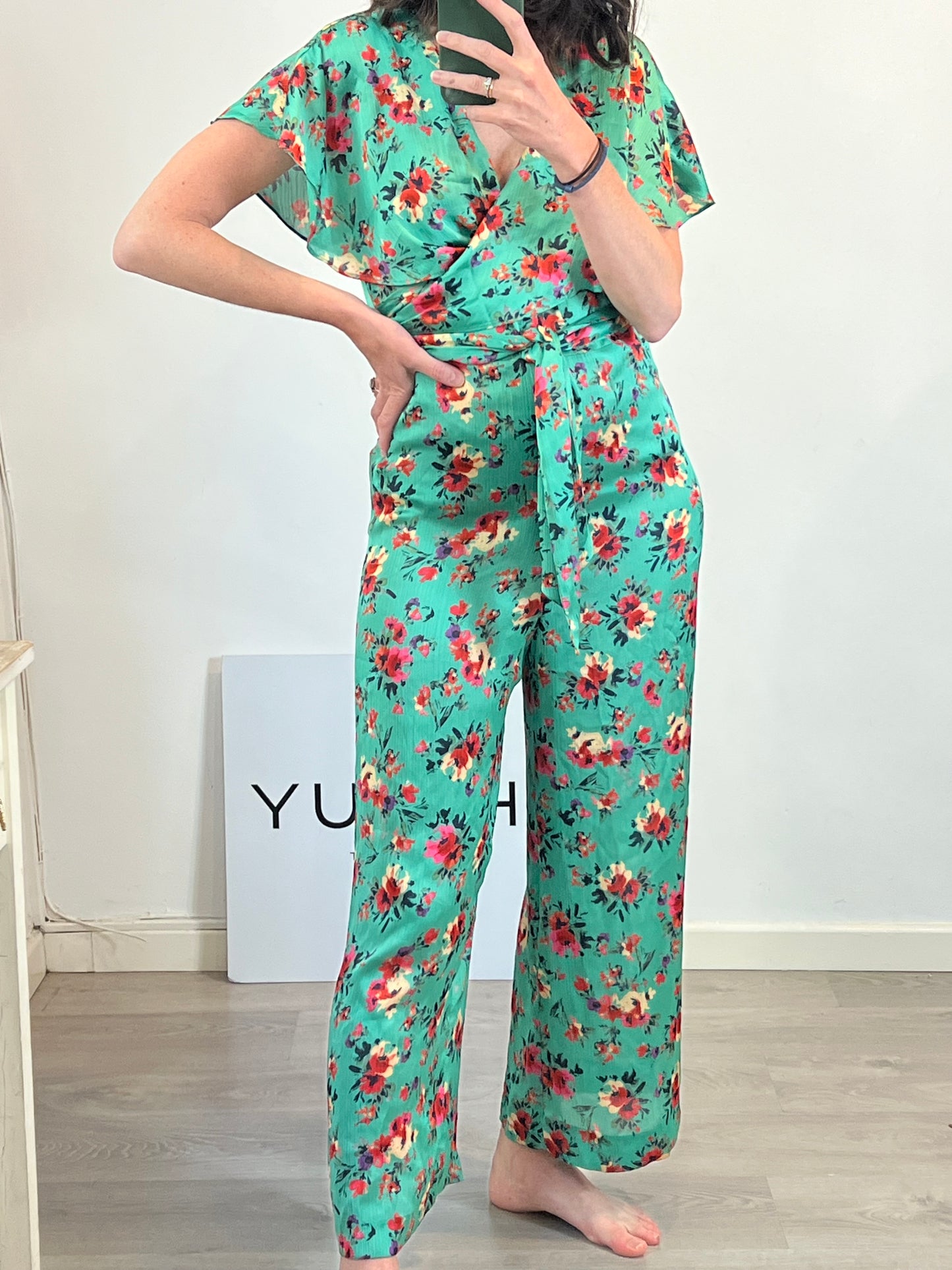 ZARA. Mono estampado flores satinado. T M