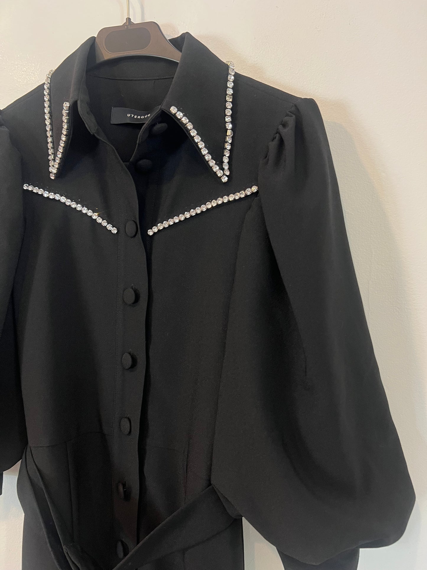 UTERQÜE. Vestido negro abalorios T.xs