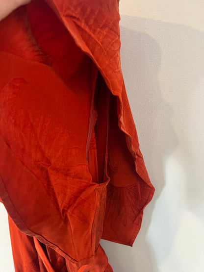 MAKSU. Mono largo fluido T.s(tara)