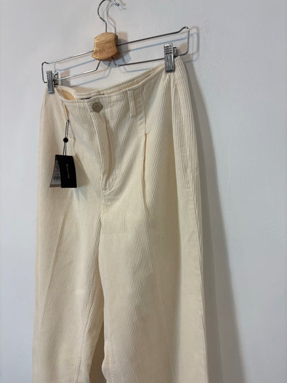 MASSIMO DUTTI. Pantalón pata ancha textura
