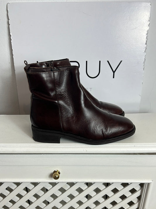 MIMAO. Botones marrones piel. T 38