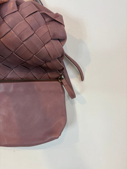 MALABABA. Bolso rosa palo trenzado