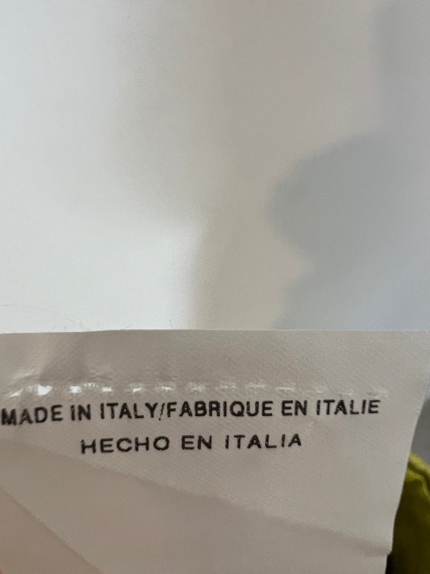VALENTINO. Falda seda verde tablas. T 8 (38)