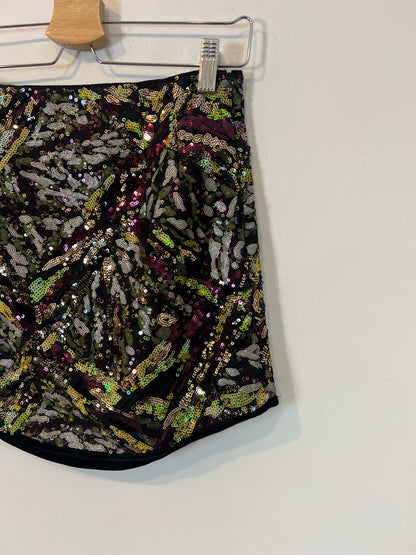 ZARA. Falda corta lentejuelas