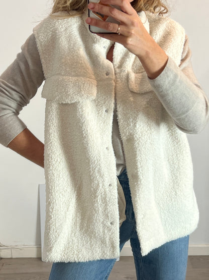 H&M. Chaleco borrego blanco roto T.s