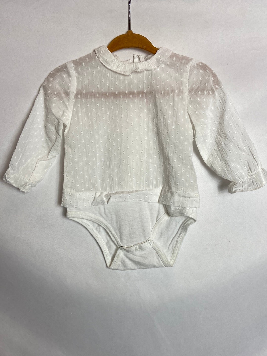ZARA. Semi-sheer plumeti bodysuit. Size 3-6 months