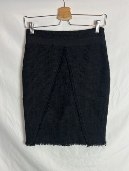 PEDRO DEL HIERRO. Falda negra lana detalle. T 38