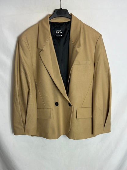 ZARA. Chaqueta  oversized detalle mangas. T M