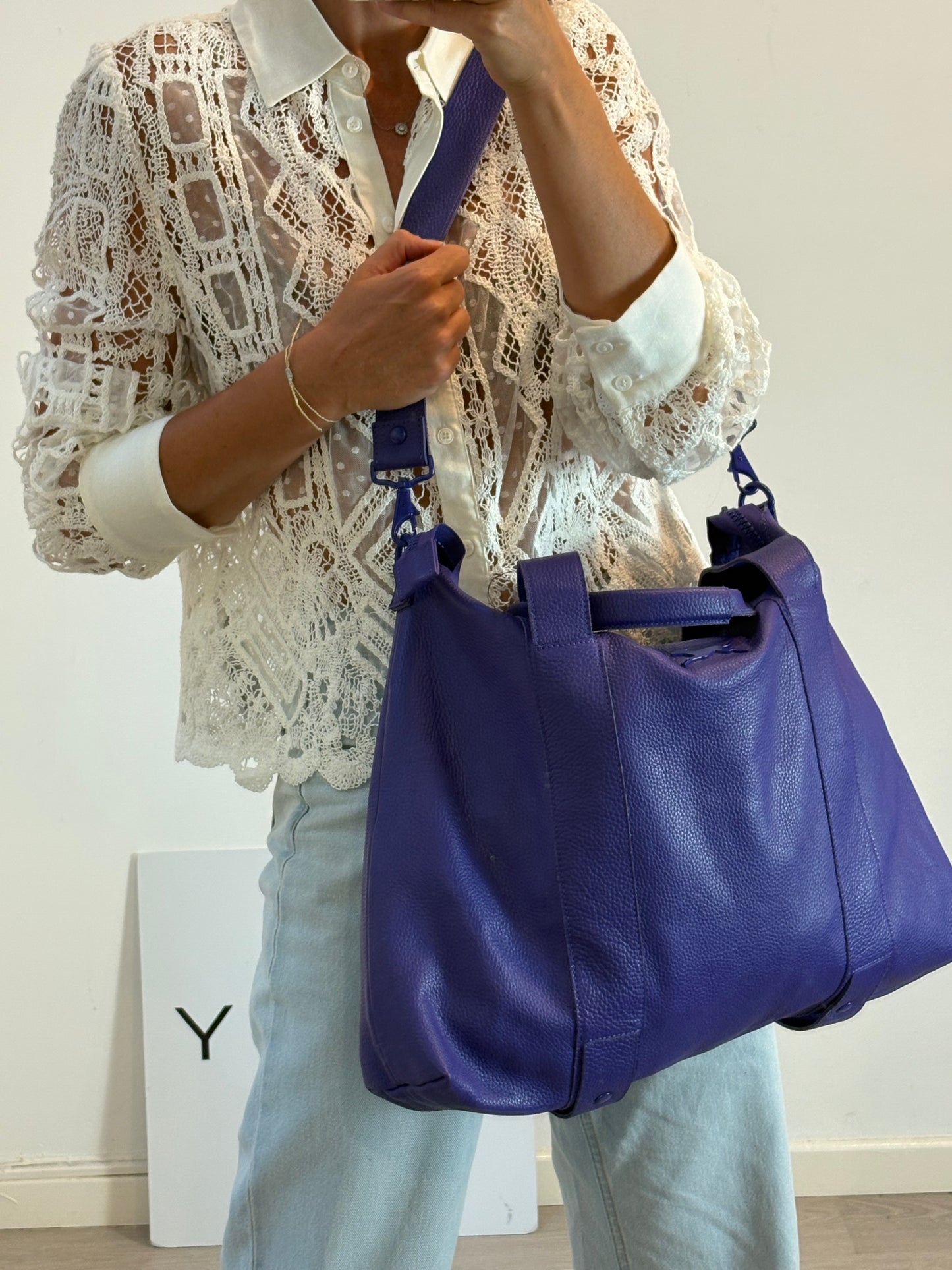 BIMBA Y LOLA. Purple leather bag