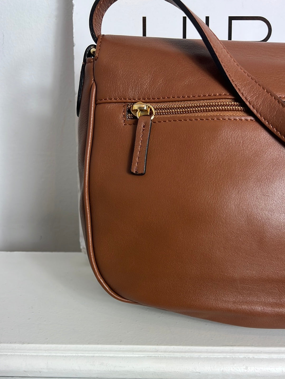 LA FIVE. Bolso marrón piel