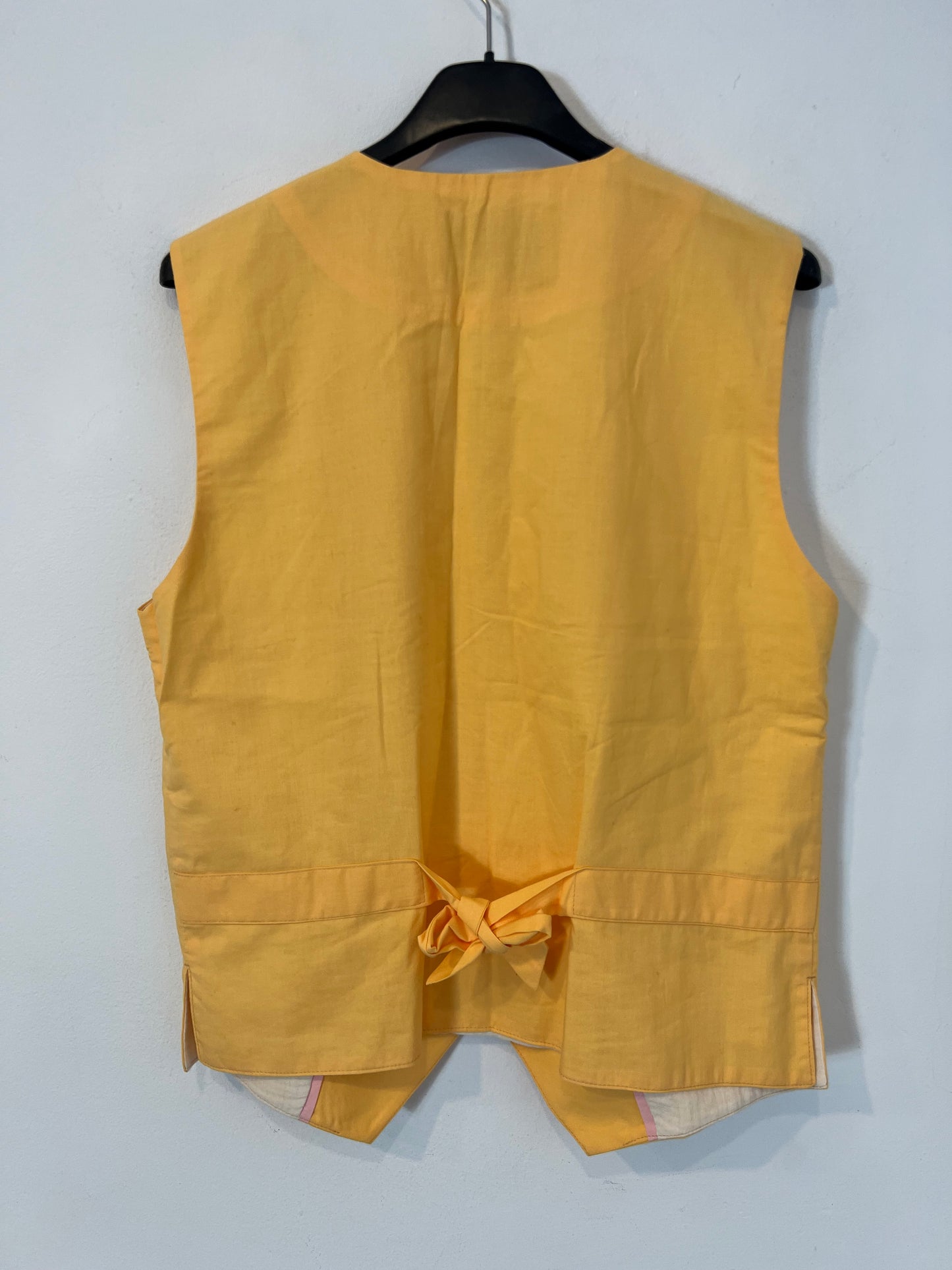 JOSEPHINE. Yellow Vest Ts