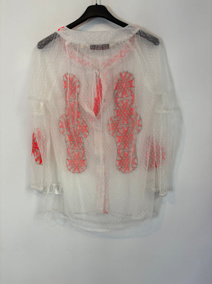 SAVAGE CULTURE. Blusa plumeti bordados. T L