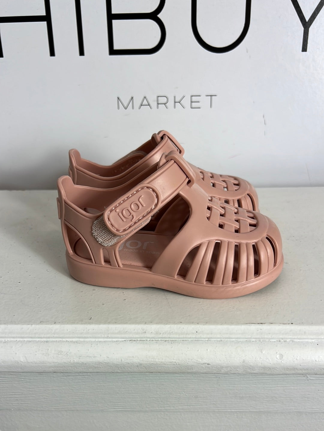 IGOR. Pale pink crab sandals. T 19