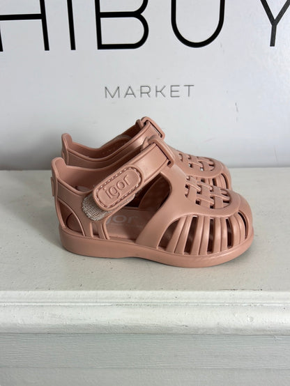 IGOR. Pale pink crab sandals. T 19