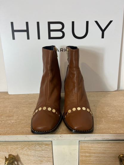 MICUIR. Camel ankle boots with gold studs, size 38