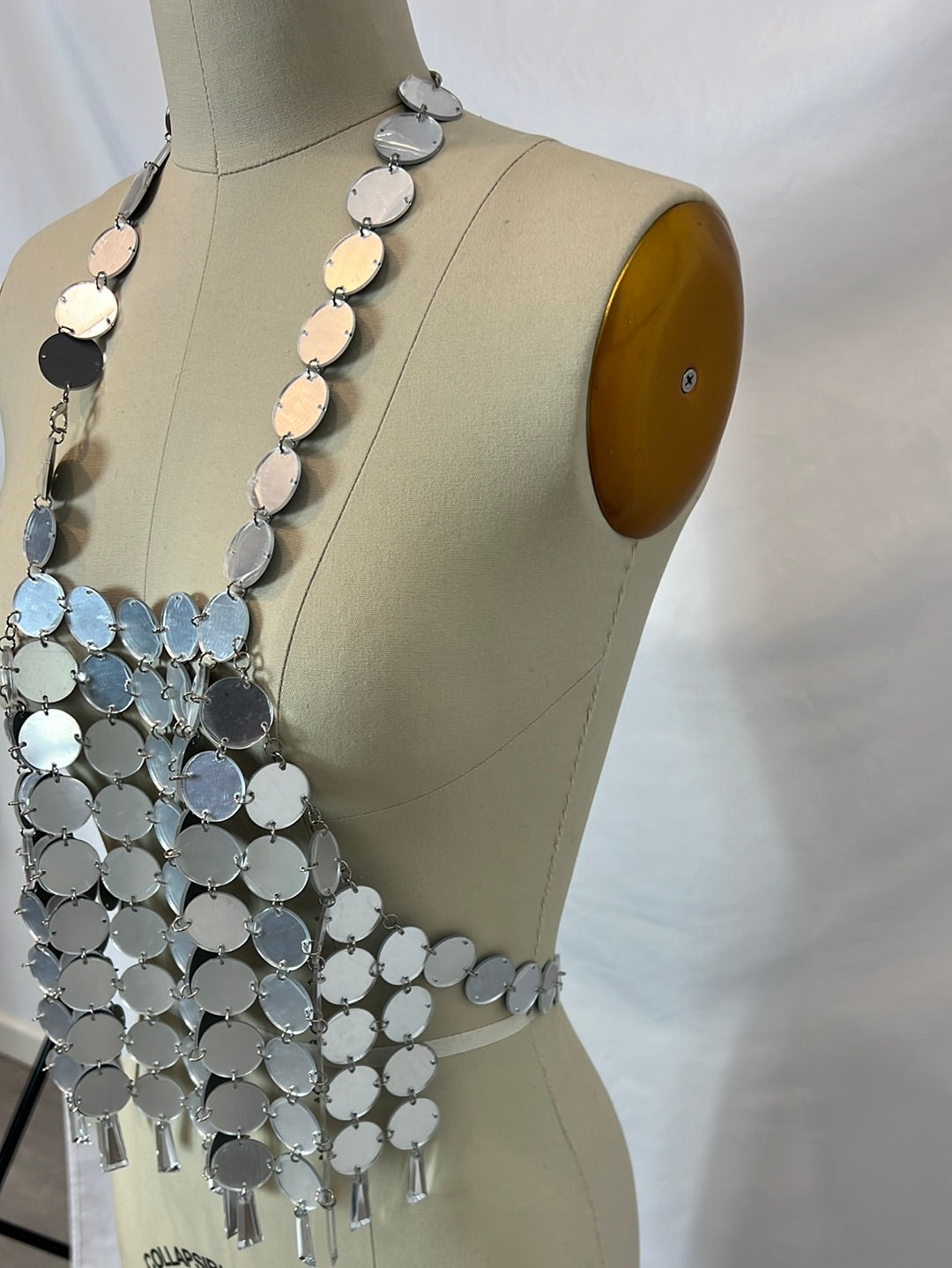 OTHERS. Silver studded top TU