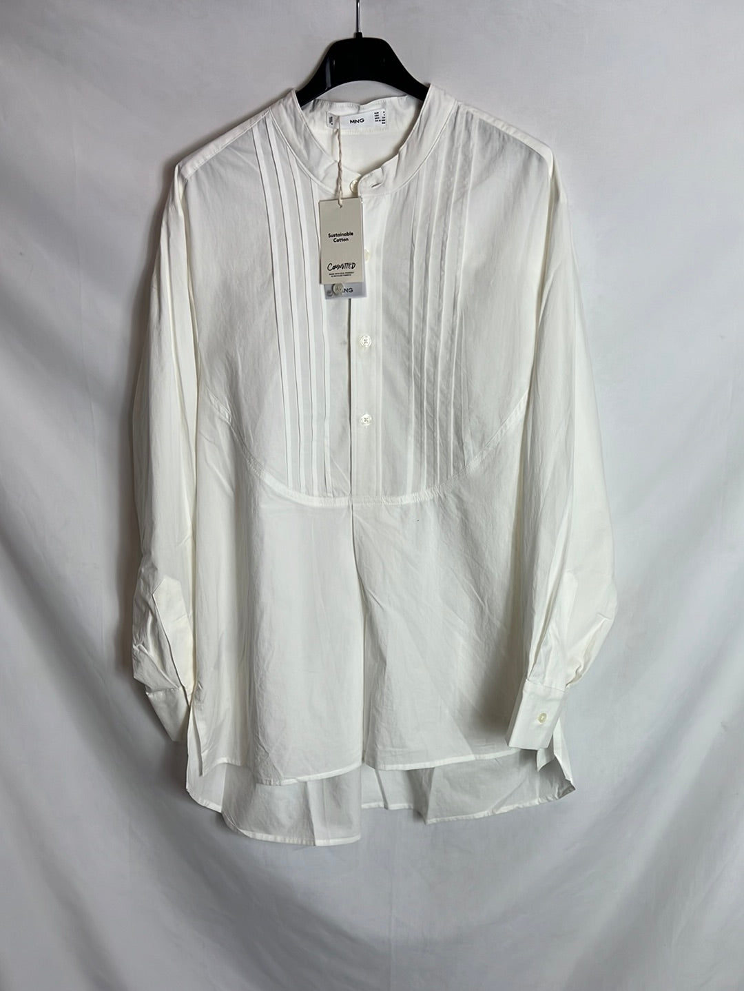 MANGO. Blusa color crudo oversized . T S