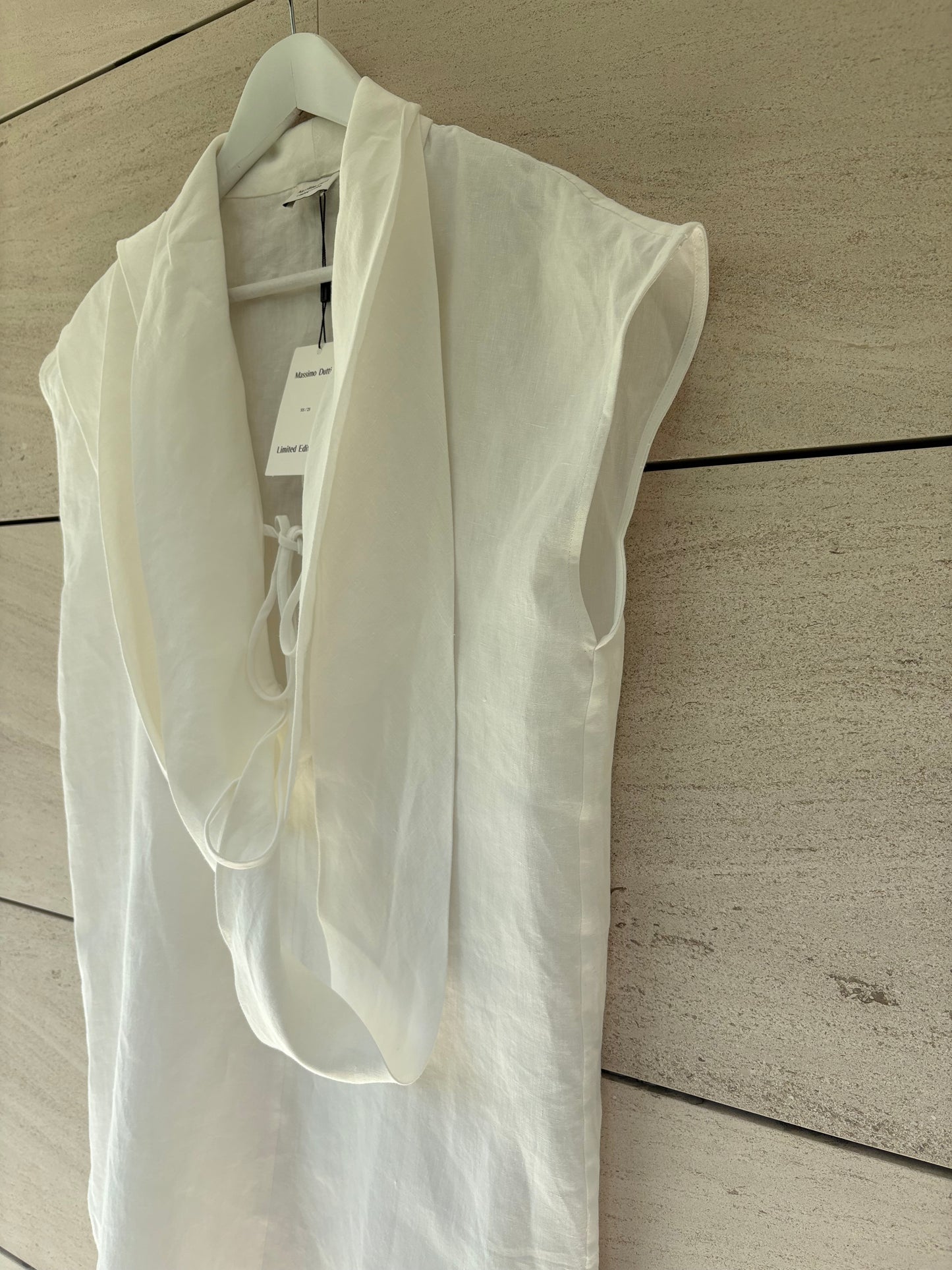 MASSIMO DUTTI Limited Edition. Vestido corto/top  blanco lino lazada