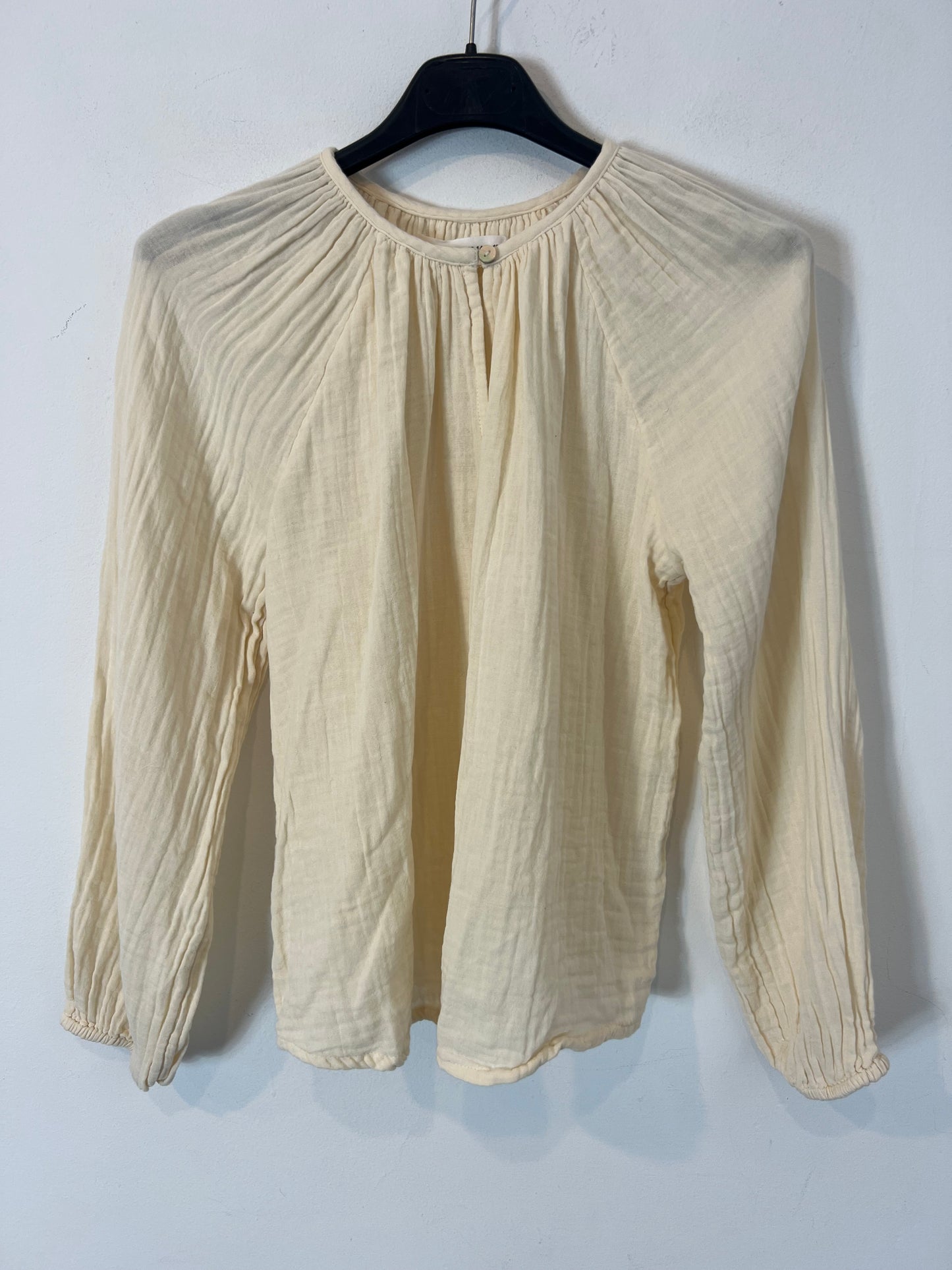 ZARA. Beige vest and blouse set. Size 13-14 years (XS)