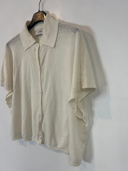 GUITARE. Top punto blanco abotonado. T M