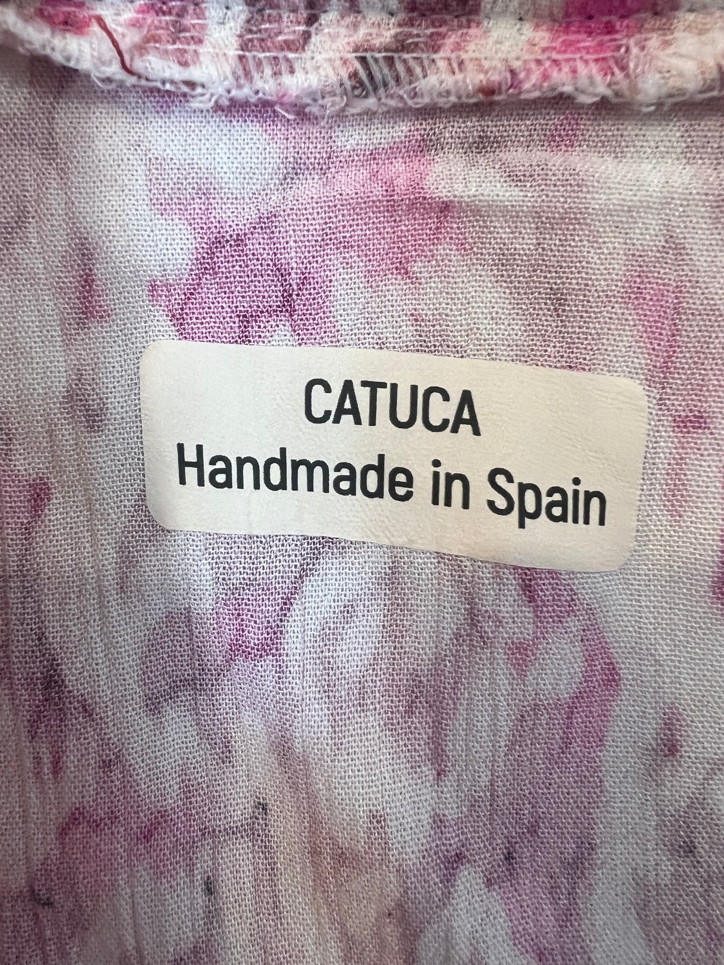 CATUCA. Kimono estampado detalle espalda. T M/L