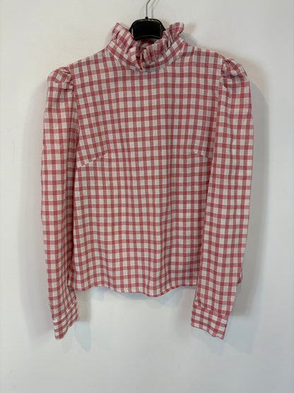 OTHERS. Pink plaid blouse with ruffle. TS