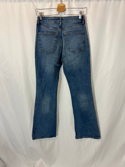 H&M.Pantalón campana claro  T.38