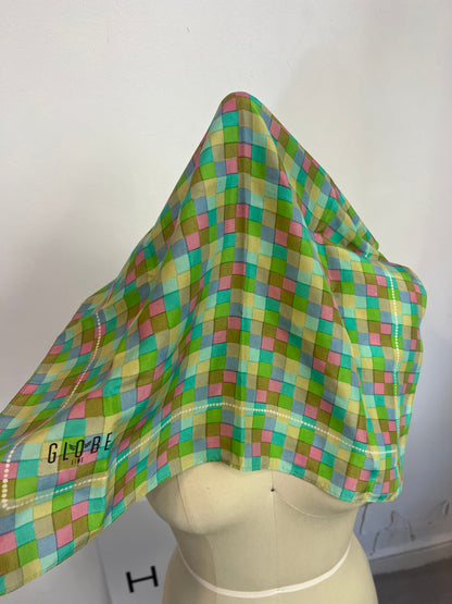 GLOBE. Pañuelo cuadros colores