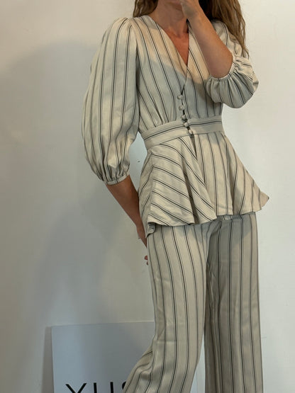 VOGANA. Total look fluido rayas
