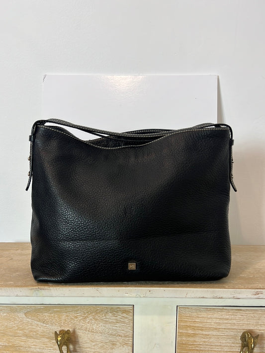 PURIFICACIÓN GARCIA. Black leather bag with short handles